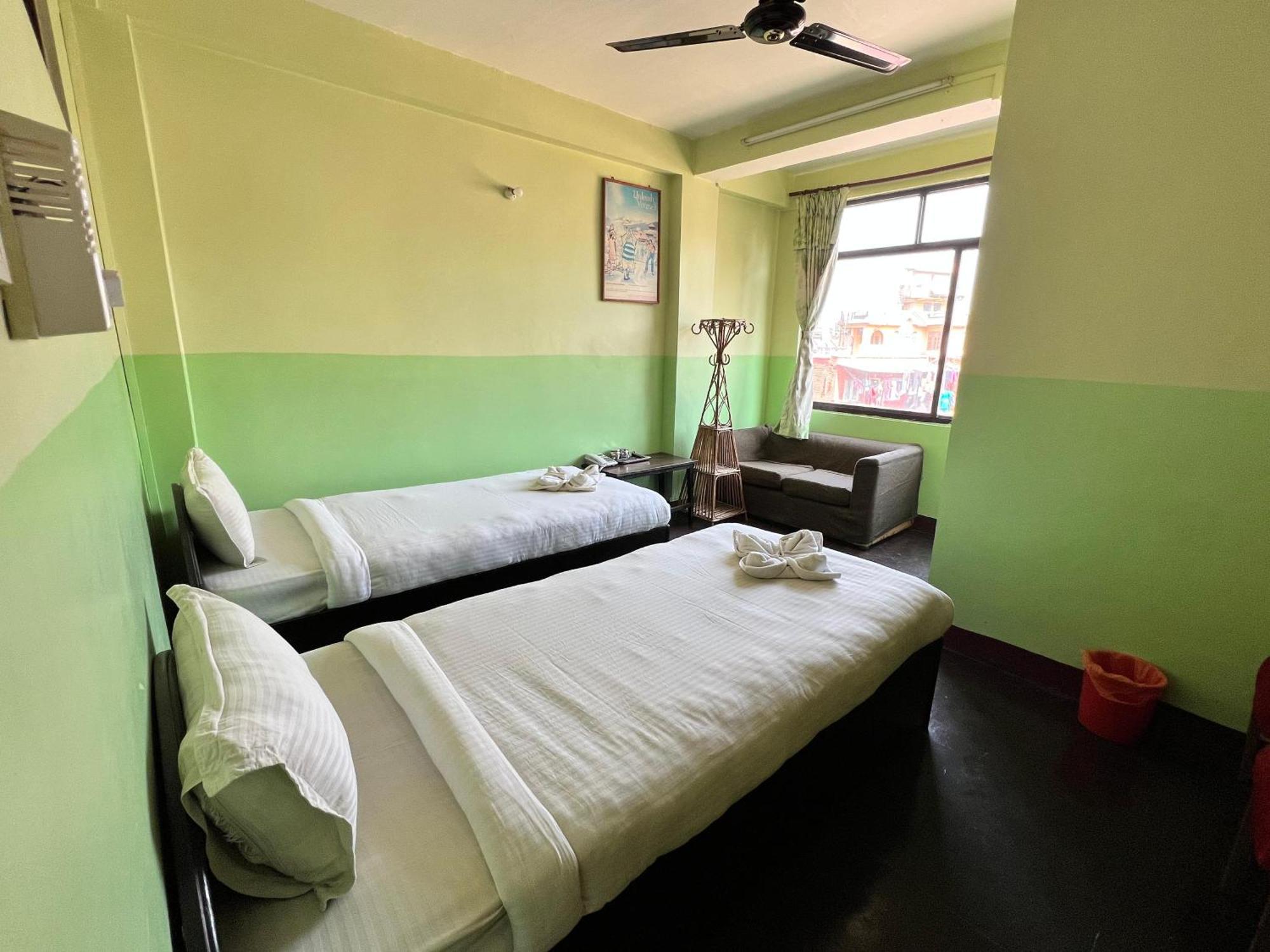 Metro Eco Hotel Katmandu Zewnętrze zdjęcie